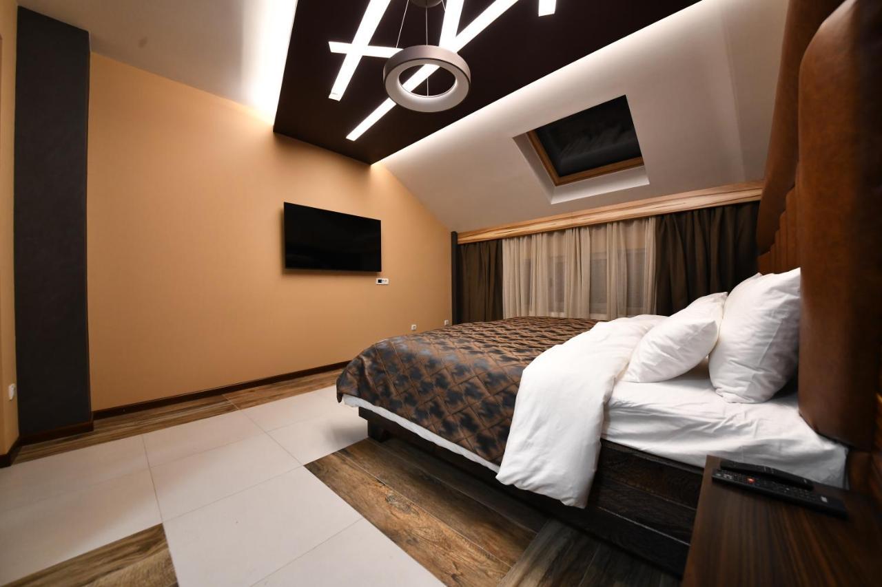 Hotel Havana Лозница Экстерьер фото
