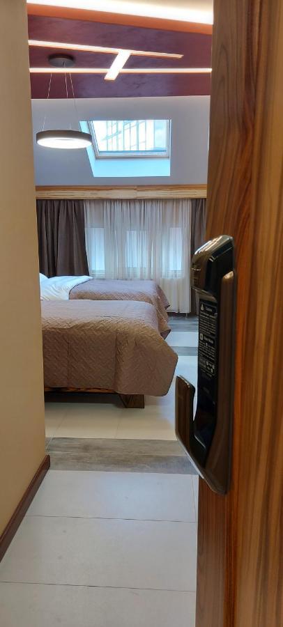 Hotel Havana Лозница Экстерьер фото