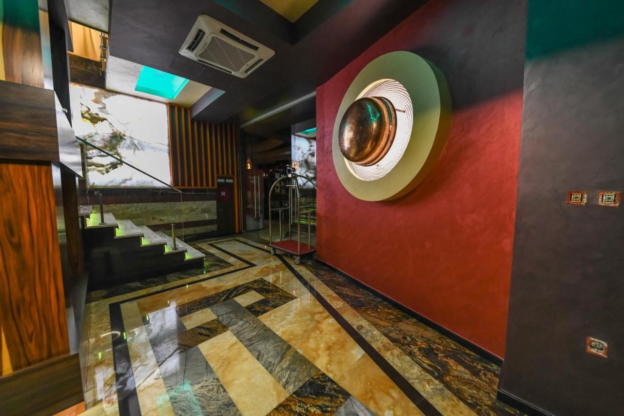 Hotel Havana Лозница Экстерьер фото