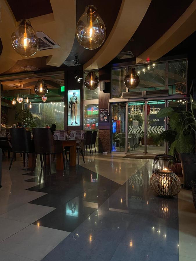 Hotel Havana Лозница Экстерьер фото